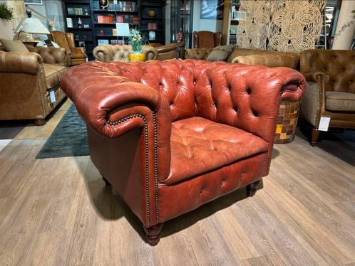 ENGELSE CHESTERFIELD CLUB FAUTEUIL Vintage Rood leer, Huis en Inrichting, Fauteuils, Zo goed als nieuw, Leer, 75 tot 100 cm, Ophalen of Verzenden