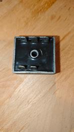 Spanningsregelaar Rieju mrt origineel, Fietsen en Brommers, Ophalen of Verzenden, Zo goed als nieuw, Overige typen, Rieju