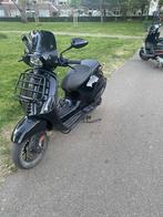 Vespa sprint full option 2021, Fietsen en Brommers, Scooters | Vespa, Ophalen, Maximaal 45 km/u, Vespa S, Zo goed als nieuw
