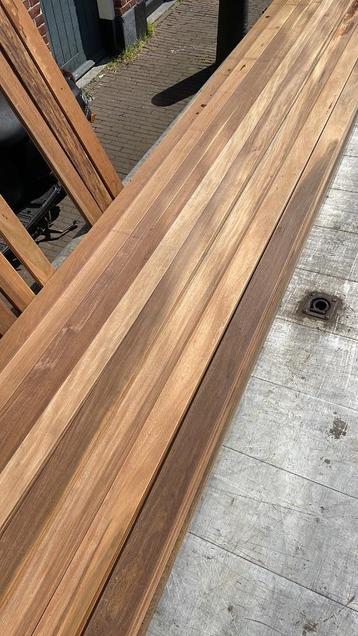 Tuinpalen 275cm azobe schutting beschikbaar voor biedingen