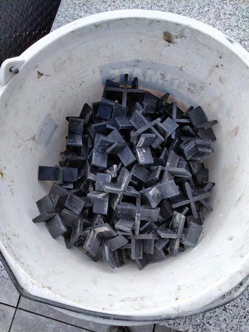 Voegkruisjes 5mm ruim 150 stuks voor uw terrastegels, Tuin en Terras, Overige Tuin en Terras, Zo goed als nieuw, Ophalen of Verzenden