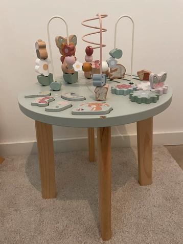 Little dutch houten activiteitentafel beschikbaar voor biedingen