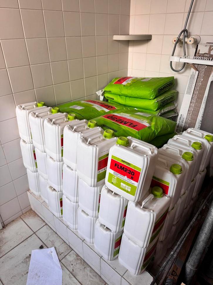 Omnicol FLM230 Vloerverwarming Mortel - Nieuwstaat!, Doe-het-zelf en Verbouw, Isolatie en Afdichting, Zo goed als nieuw, Vloerisolatie