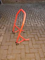 Paddock standaard motor, Motoren, Ophalen