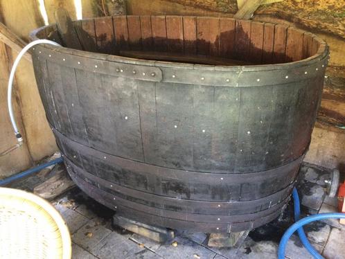 Hottub of koudwaterbad van oude ovale wijnton (houffalize), Tuin en Terras, Bubbelbaden en Hottubs, Zo goed als nieuw, Filter