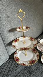 Royal albert, Antiek en Kunst, Antiek | Servies los, Ophalen of Verzenden