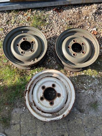 Land Rover geklonken stalen velgen beschikbaar voor biedingen