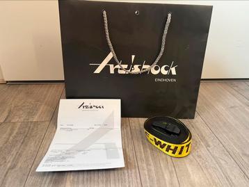 Off-White Industrial belt geel beschikbaar voor biedingen