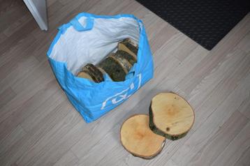 Tas met Houten Boomstam schijven (9 stuks) beschikbaar voor biedingen