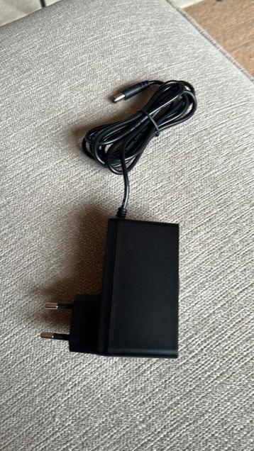 Stoov oplader beschikbaar voor biedingen