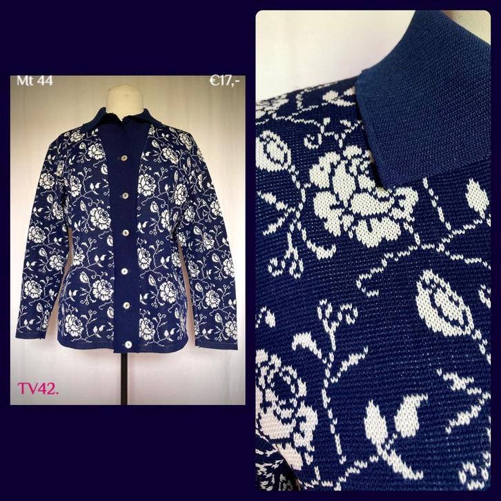 TV42. Vintage vest mt 44, Kleding | Dames, Truien en Vesten, Gedragen, Maat 42/44 (L), Blauw, Verzenden