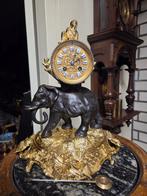 Mooi antiek bronzen olifanten klok, Antiek en Kunst, Antiek | Klokken, Ophalen