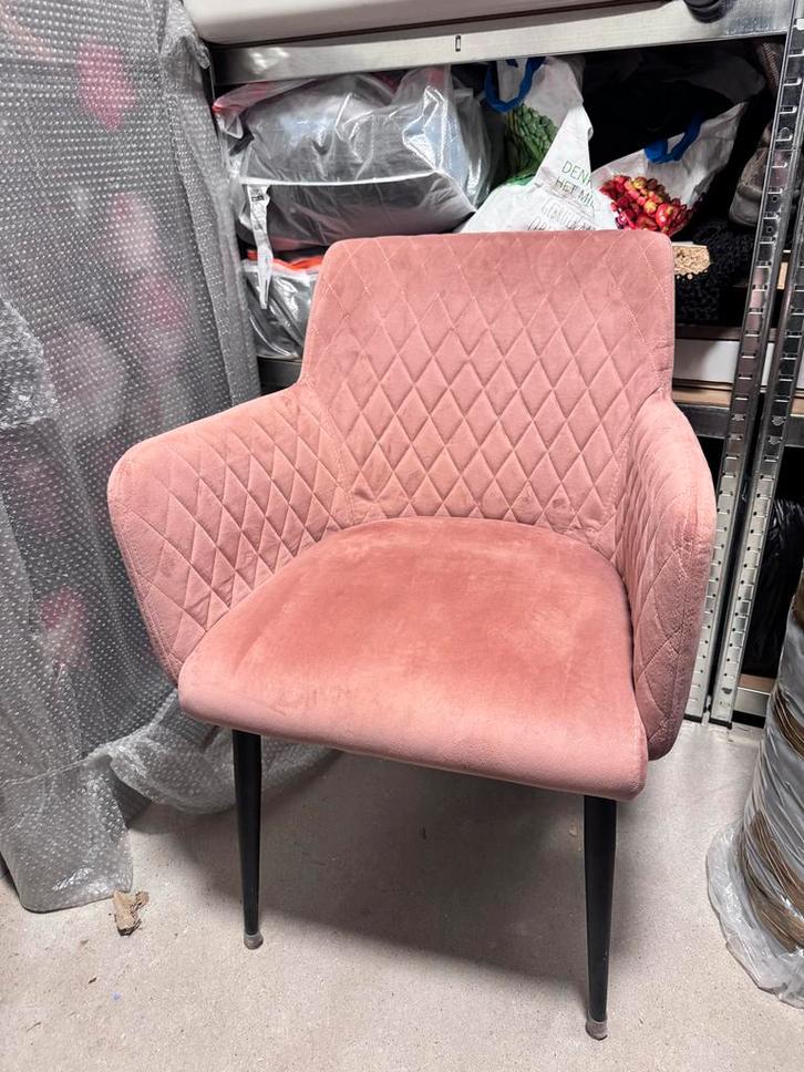 Velvet Roze Stoel, Huis en Inrichting, Stoelen, Zo goed als nieuw, Eén, Stof, Rood, Ophalen