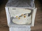 Jordan 4 Retro Metallic Gold, Kleding | Dames, Schoenen, Nike Air Jordan, Wit, Nieuw, Ophalen of Verzenden