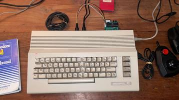 Creeer je nette commodore 64c set met bijv. Sd2iec en games beschikbaar voor biedingen