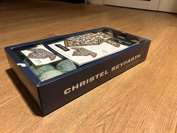 Christel Seyfarth Flora Shawl Breipakket ( compleet nieuw ), Hobby en Vrije tijd, Breien en Haken, Nieuw, Breien of Haken, Wol of Garen