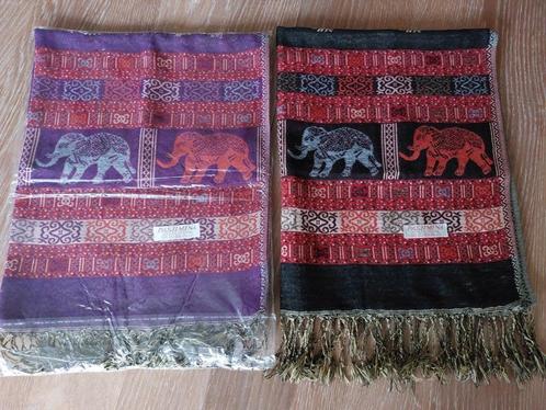 Mooie Pashmina sjaals zwart/donkerrood en paars/donkerrood, Kleding | Dames, Mutsen, Sjaals en Handschoenen, Nieuw, Sjaal, Maat 46/48 (XL) of groter