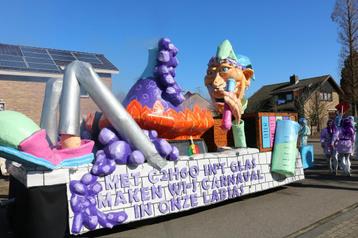 Carnavalswagen onderdelen beschikbaar voor biedingen
