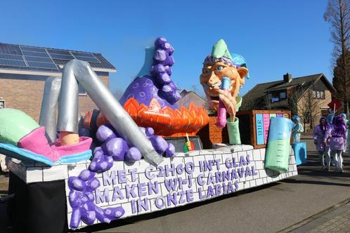 Carnavalswagen onderdelen, Hobby en Vrije tijd, Feestartikelen, Gebruikt, Feestartikel, Carnaval, Ophalen