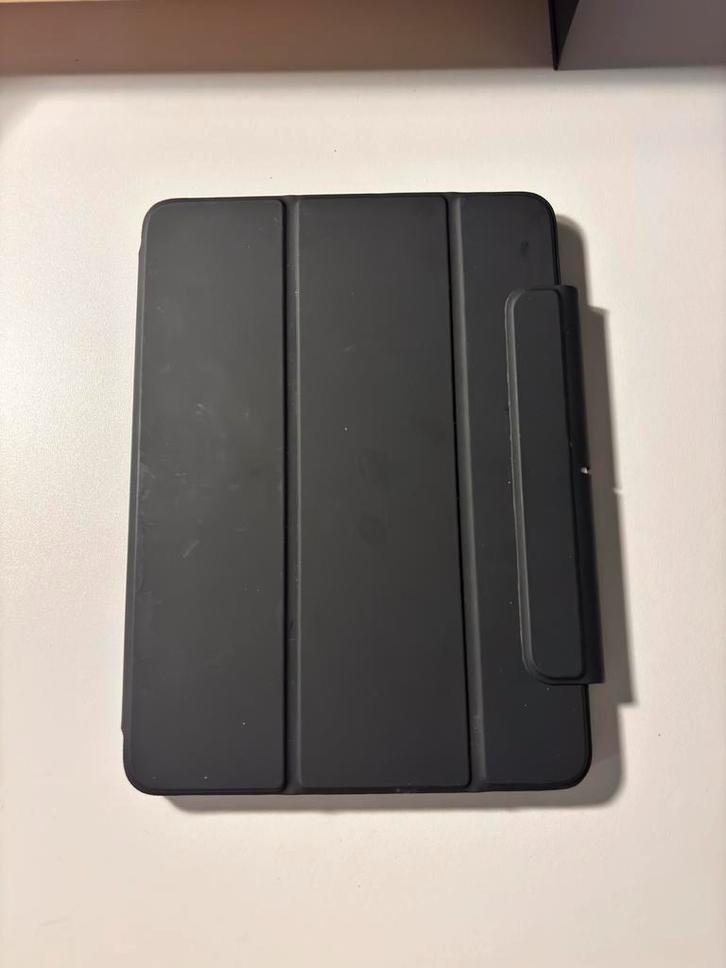 iPad Air 4th gen  + 3 Hoesjes, Computers en Software, Apple iPads, Gebruikt, Apple iPad Air, Wi-Fi, 10 inch, 64 GB, Grijs, Ophalen