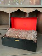 12 oude kristallen onderzetters in originele bewaarbox, Antiek en Kunst, Antiek | Glas en Kristal, Ophalen of Verzenden