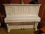 Oude witte piano voor opknapper of decoratie., Ophalen, Gebruikt, Wit, Piano