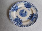 Bord 21,5 cm. Blauw Peacock Société Céramique Maestricht, Antiek en Kunst, Ophalen of Verzenden