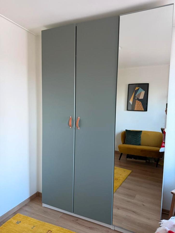 Ikea Pax deuren -3 stuks, waarvan 1 spiegeldeur-, Huis en Inrichting, Kasten | Kledingkasten, Zo goed als nieuw, 200 cm of meer