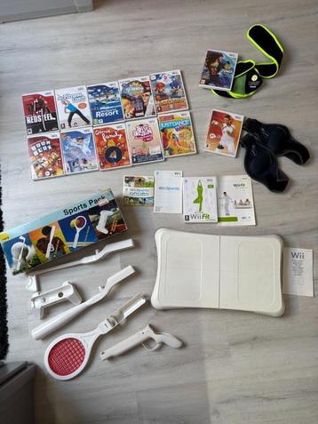 Nintendo Wii spellen bundel met Balance Board & accessoires  beschikbaar voor biedingen
