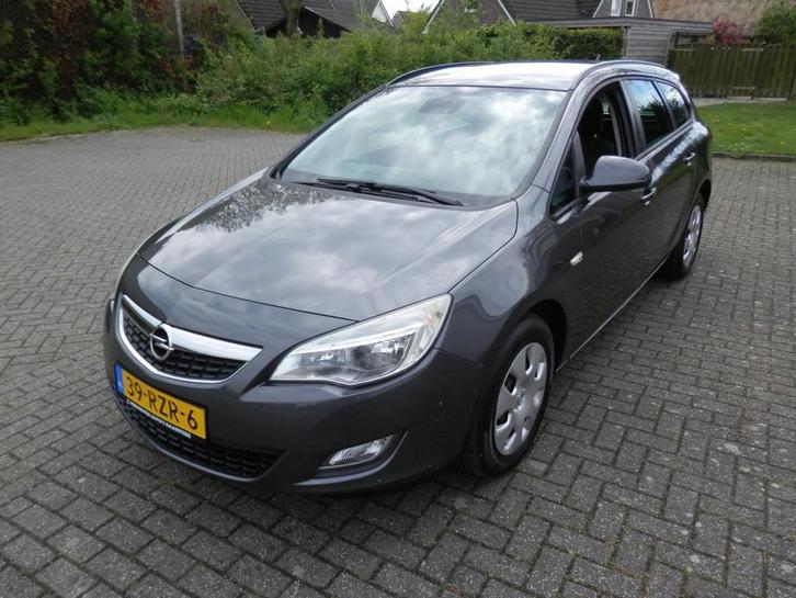 Opel Astra Sports Tourer 1.4 Editionairco navi geen riem maa, Auto's, Opel, Bedrijf, Te koop, Astra, ABS, Airbags, Airconditioning