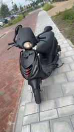 Zip iGet 50cc 4T 2018 matzwart, Fietsen en Brommers, Scooters | Piaggio, Ophalen, Zo goed als nieuw, Zip