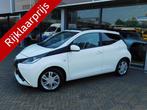 Toyota Aygo 1.0 VVT-i x-wave (bj 2016), Voorwielaandrijving, 12 maanden, Stof, Gebruikt