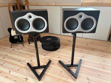 M-Audio DSM3 actieve studio monitoren – set met stands beschikbaar voor biedingen