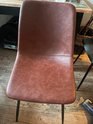 6 Eetkamerstoelen GRATIS