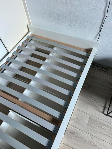 IKEA eenpersoonsbed met twee lades - afbeelding 3