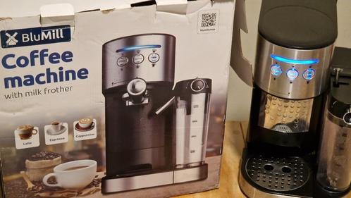 BluMill Koffiemachine - Pistonmachine, Witgoed en Apparatuur, Koffiezetapparaten, Zo goed als nieuw, Gemalen koffie, Koffiebonen