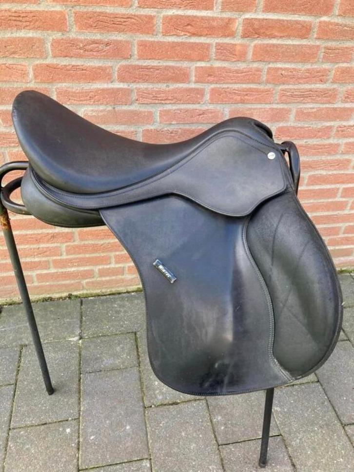Wintec veelzijdigheid en dressuurzadels, Dieren en Toebehoren, Paarden en Pony's | Zadels, Zo goed als nieuw, Dressuur, Ophalen of Verzenden