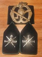 Baretembleem + kraagspiegels KCT, Verzamelen, Militaria | Algemeen, Ophalen of Verzenden, Landmacht, Nederland, Embleem of Badge