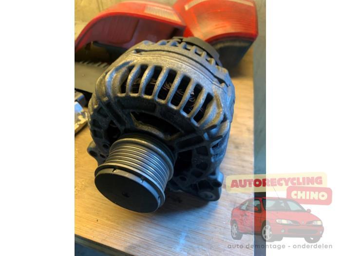 Dynamo van een Volkswagen Golf, Auto-onderdelen, Motor en Toebehoren, Volkswagen, Gebruikt, 3 maanden garantie, Ophalen