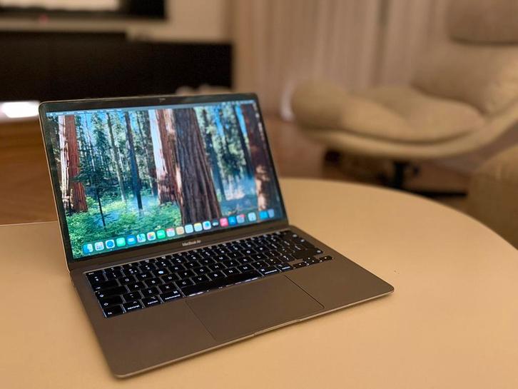 Apple MacBook Air 2020 13” Spacegrey, Computers en Software, Apple Macbooks, Gebruikt, MacBook Air, 13 inch, Minder dan 2 Ghz