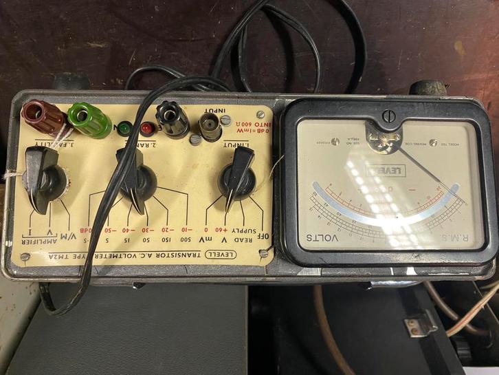 Levell type tm2a - meer test apparatuur, Doe-het-zelf en Verbouw, Elektra en Kabels, Zo goed als nieuw, Overige typen, Ophalen of Verzenden