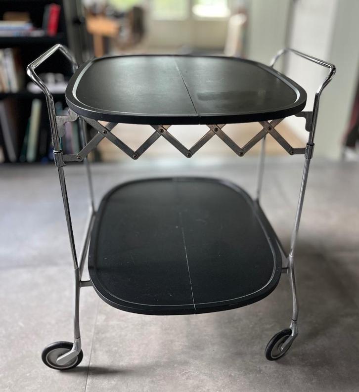 kartell servieswagen trolley, Huis en Inrichting, Tafels | Sidetables, Gebruikt, 25 tot 50 cm, 50 tot 100 cm, Overige vormen, Kunststof