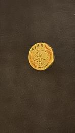 Ajax Speldje Goudkleurig, Ophalen of Verzenden, Zo goed als nieuw, Sport, Speldje of Pin