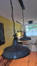 2 grijze metalen industriele hanglampen incl plafondbalk, Huis en Inrichting, Ophalen, Zo goed als nieuw, 75 cm of meer, Metaal
