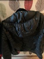 Zwart jasje met capuchon van H&M, Ophalen of Verzenden, Zo goed als nieuw, Maat 38/40 (M), Zwart