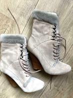 REISS beige sleehak-laarsjes met "bont" mt 37 hak 11 cm, Reiss, Beige, Lage of Enkellaarzen, Ophalen of Verzenden