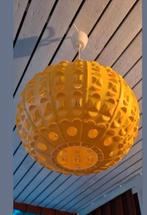 Ufo lamp kunstof retro space age, Deens/zweeds, Huis en Inrichting, Lampen | Hanglampen, Ophalen of Verzenden, Gebruikt, Minder dan 50 cm