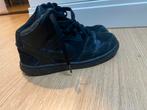 Nike air max hoog model schoenen zwart maat 31, Gebruikt, Ophalen of Verzenden, Jongen of Meisje, Sportschoenen