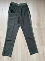 Dames broek maat XS/S groen met licht groene bies, Kleding | Dames, Ophalen of Verzenden, Zo goed als nieuw, Maat 36 (S), Lang
