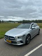 Mercedes-Benz A-Klasse A180 2018 AMG-line AUT | PANO, Auto's, Mercedes-Benz, 1345 kg, 4 cilinders, Origineel Nederlands, Diesel